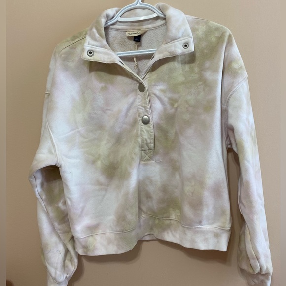 Universal Thread - Picture 1 of 2